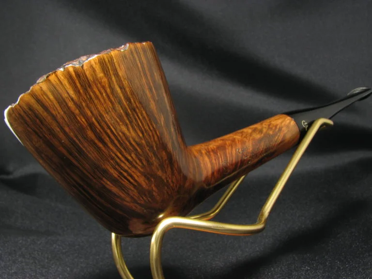 CHARATAN'S MAKE De Luxe 11 - Very Keen on Pipes