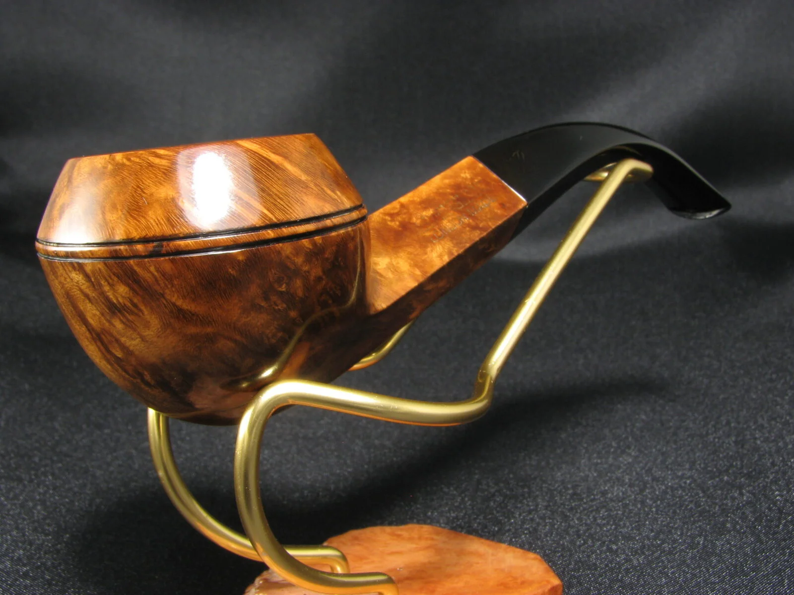 SASIENI Old England 97 - Very Keen on Pipes
